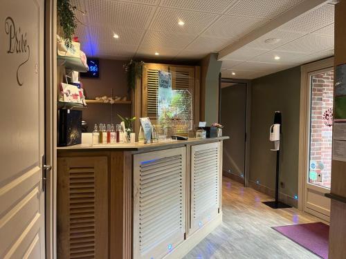 Nhà bếp/bếp nhỏ tại Domaine du Clos Fleuri - Spa