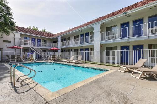Motel 6-Pinole, CA, Pinole – Updated 2023 Prices