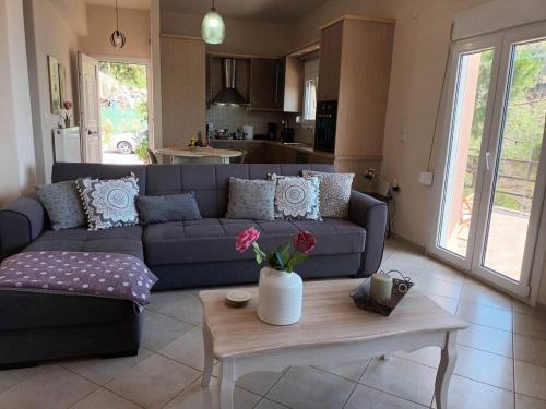 Restful Sea View House in Rodia