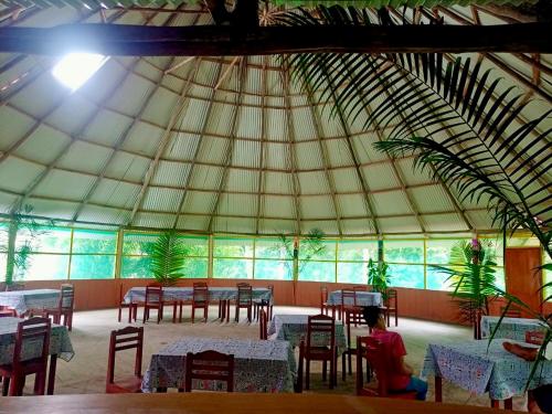 Restaurace v ubytování Amazon Nativo Lodge