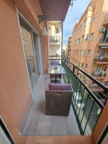 Modern 2 BR corner unit in the heart of Alicante