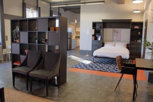 Suite #B, Industrial Styling, AC – Photos 2