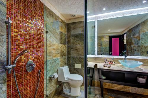 Phòng tắm tại Suites Corazon