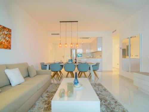Brand new apartment in Belaire, pools, garden