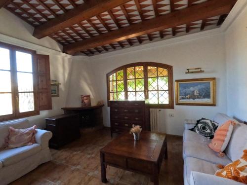 Зона вітальні в Amazing villa for big groups in the best place of Costa Brava
