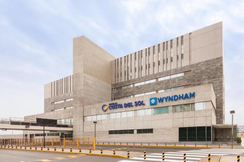Gallery image of Wyndham Costa del Sol Lima Airport in Lima