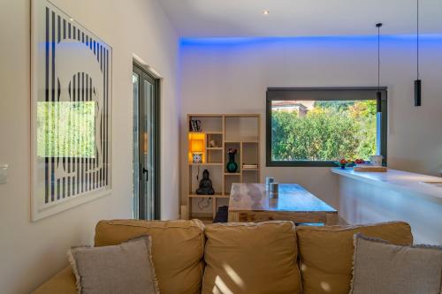 Χώρος καθιστικού στο Sunny Villas