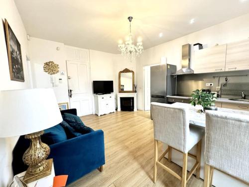 Lumineux appartement deux pièces