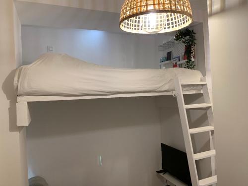 Joli studio coeur Montmartre A