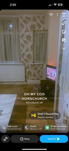 ein Screenshot einer Website eines Schlafzimmers in der Unterkunft For your care in Hornchurch