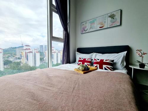 Ένα ή περισσότερα κρεβάτια σε δωμάτιο στο Broad 7 Guests Scott Garden Duplex 1 Room Old Klang Road, Taman Desa, Kuchai Lama, Bangsar South, Pearl Point, Mid Valley, Kuala Lumpur