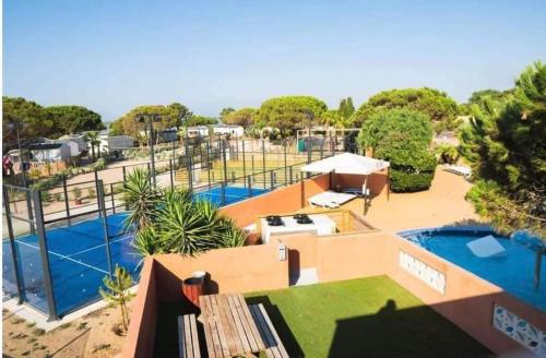 an aerial view of a resort with two swimming pools at MOBILHOME SOLEIA NEUF 2023 MAR ESTANG SIBLU VILLAGE Canet-en-Roussillon in Canet-en-Roussillon