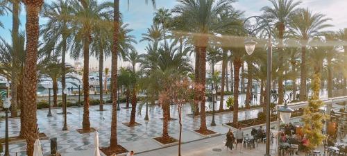 Alicantissima Marina & Beach