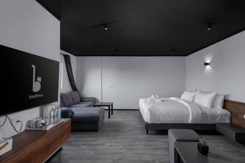 Una cama o camas en una habitación de BedTime Hotel Samui