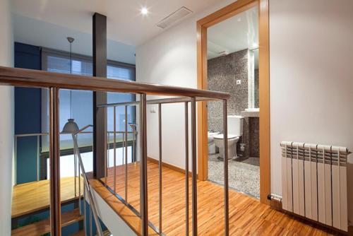 My Space Emirates - Charming Duplex in Barcelona ideal for Families or Friends