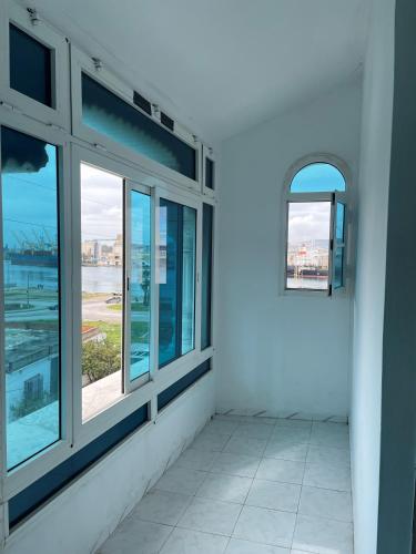 Fotografie z fotogalerie ubytování Appartement spacieux, Résidence Les 5 étoiles, Bizerte v destinaci Zarzouna