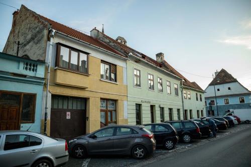 Edifici on està situat l'hostal o pensió
