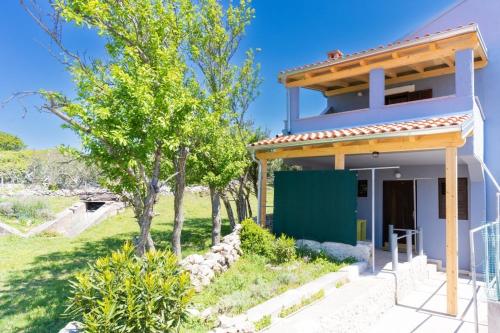 Holiday apartment in Stivan with balcony, air conditioning, WiFi, washing machine 5196-1