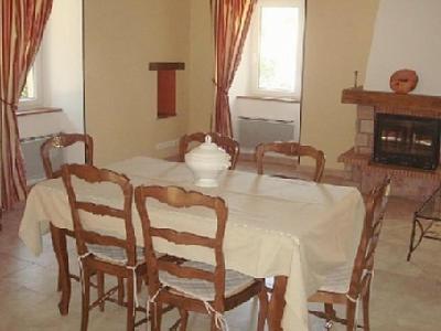 Ruang duduk di Gîte de la Clède