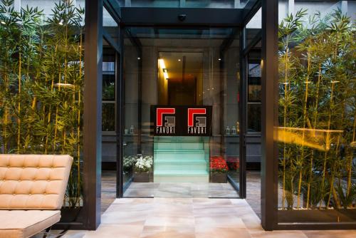 Kolam renang di atau dekat dengan Hotel Favori Nisantasi