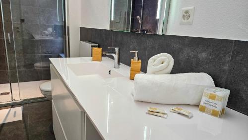 Bellavista Apartment with Free Parking photo 3