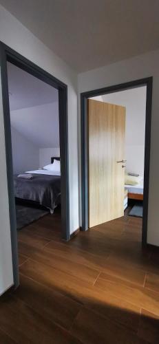 Katil atau katil-katil dalam bilik di Apartments Mario