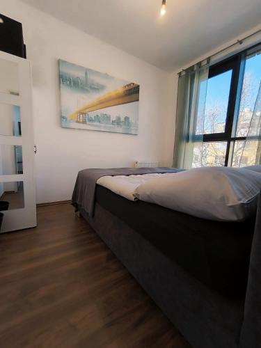 pretty apartment next to metro station