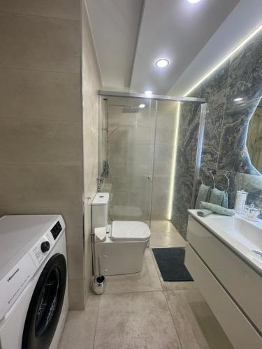 Kúpeľňa v ubytovaní BLUE MARIN BENIDORM