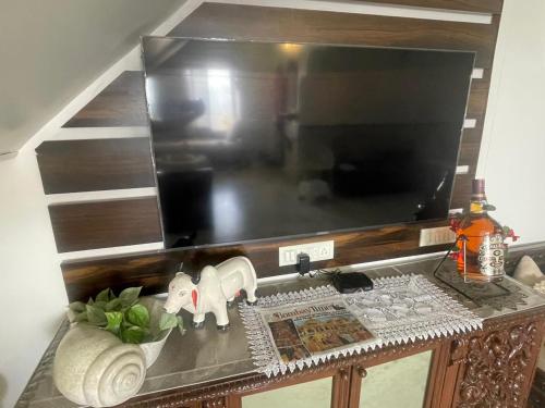 Dapur atau dapur kecil di Cozy Private Room w private bath n skyline view