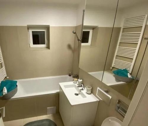 Kúpeľňa v ubytovaní Apartament Superb Orizont