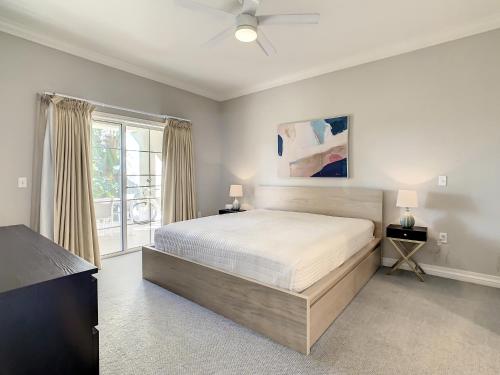 MINUTES FROM DISNEY 3bed 3bath Poolside at LUXURIOUS RESORT photo 43