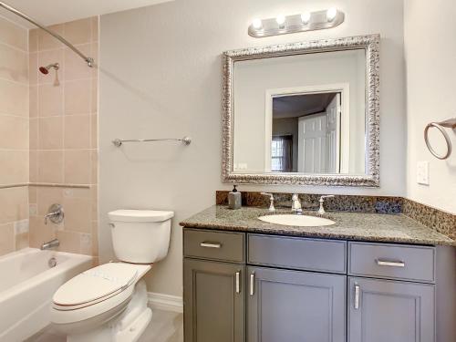 MINUTES FROM DISNEY 3bed 3bath Poolside at LUXURIOUS RESORT photo 54