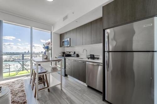 Devereaux Miami 2 Bedroom, 1 Bedroom, and Studio Condos with Balconies photo 38