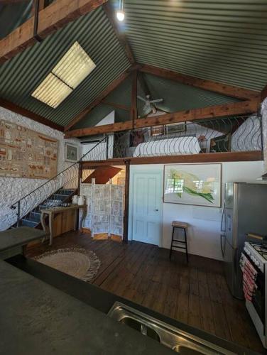 Una cocina o zona de cocina en Auburn Garden Suites