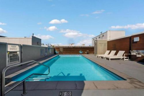 Exquisite Ocean View 2-Story Haven Top floor