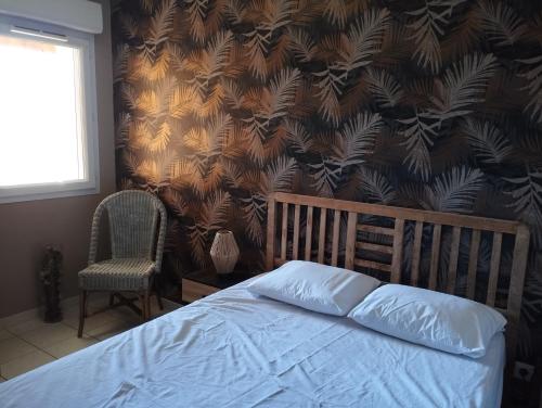 Postel nebo postele na pokoji v ubytování Superbe appartement lumineux au sud d Orange