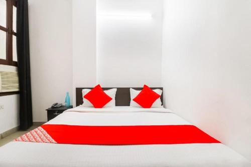 Φωτογραφία από το άλμπουμ του Hotel Stay at CR Park σε Γκουργκάον