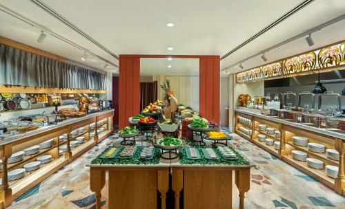 Mad på hotellet eller i nærheden