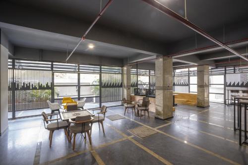 Area soggiorno di Draper Startup House for Entrepreneurs Hyderabad