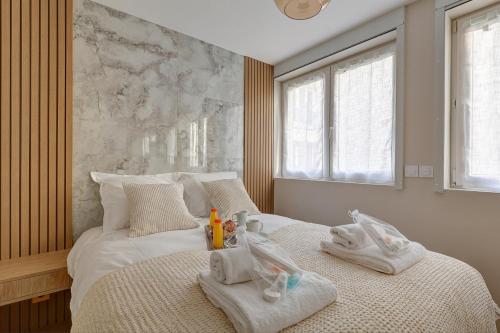 Photo de la galerie de l'établissement 364 Suite Fondary 2 - Superb apartment in Paris, à Paris