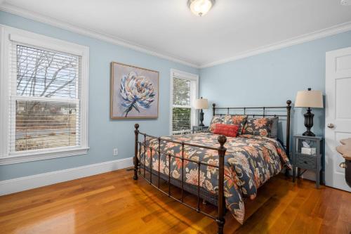 Postel nebo postele na pokoji v ubytování 121 Presidents Road Bourne Gray Gables Getaway