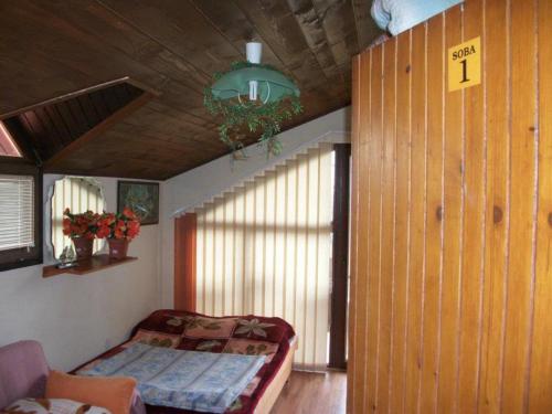 Gallery image of Kuća sa apartmanima Šemnica - za odmor i proslave! in Mihovljan