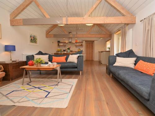 Ruang duduk di 3 Bed in Sherborne COWOB