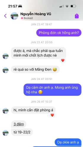 a screenshot of a text message of a conversation with a dog at Mây và Mây - Homestay Măng Đen in Kon Von Kla