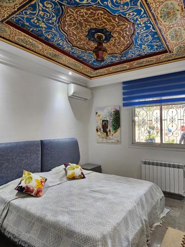 Postel nebo postele na pokoji v ubytování Villa Jasmin Super equipped apartment with Garden, Swimming pool, Sea