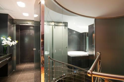 Vannituba majutusasutuses Hotel Starc by Pierre & Vacances Premium