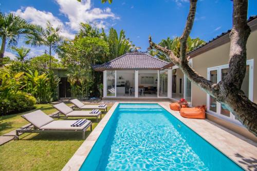 an image of a swimming pool in a villa at Sitara Villa in Seminyak