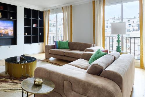 Photo de la galerie de l'établissement AV GEORGE V / Tour Eiffel, à Paris