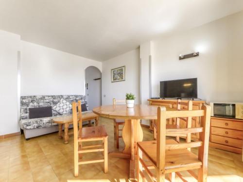 Apartment Ahinoa by Interhome
