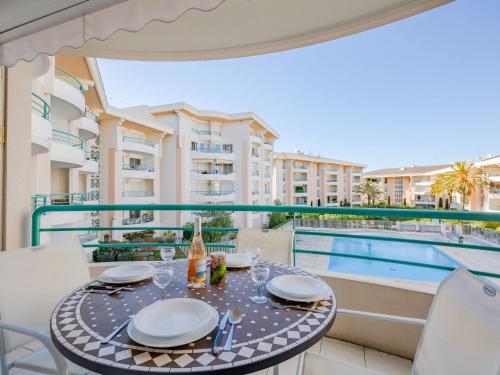 Apartment L'Open-1 by Interhome